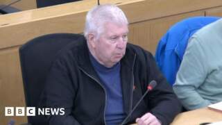 Former mayor reprimanded over gavel threat