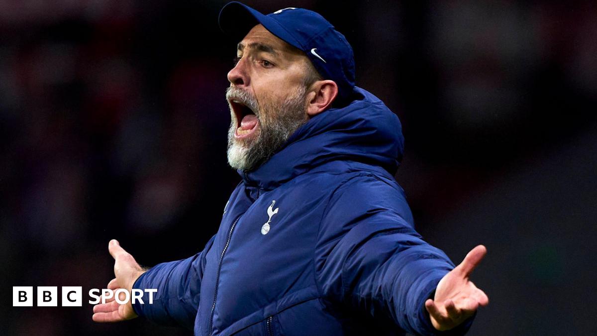 Tottenham extend season-ticket deadline amid Premier League relegation fears