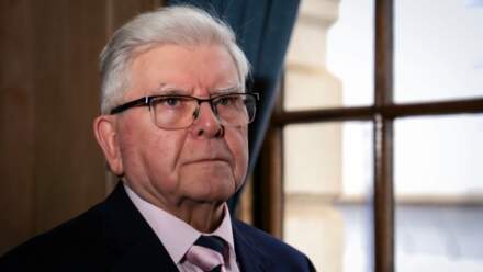 Prestigious Leeds Award presented to the ‘father of the Irish community’