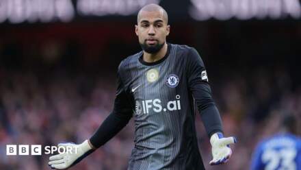 Robert Sanchez ‘disappointed’ but Liam Rosenior says Chelsea don’t have a number one goalkeeper