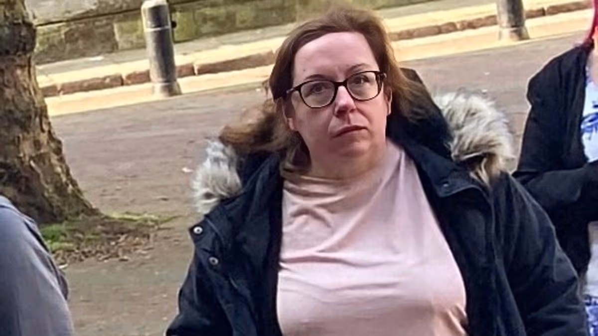 Company director plundered more than £670k from Hull taxi firm in shocking breach of trust