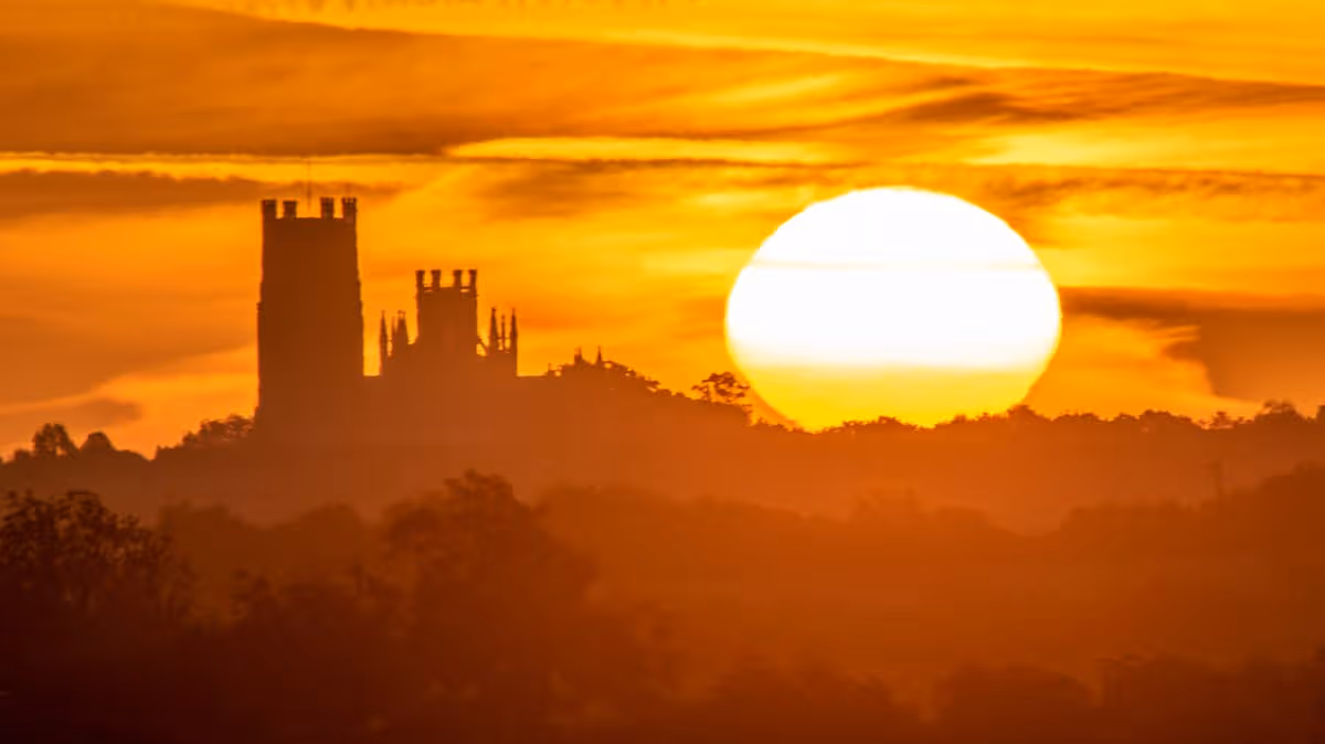 ‘I’m a travel expert, ditch these 3 popular UK destinations and go here instead’