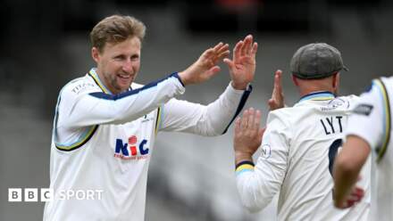 County Championship: Joe Root in wickets as Sussex bat out draw at Yorkshire