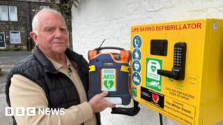 'Public defib advice change could cost lives'