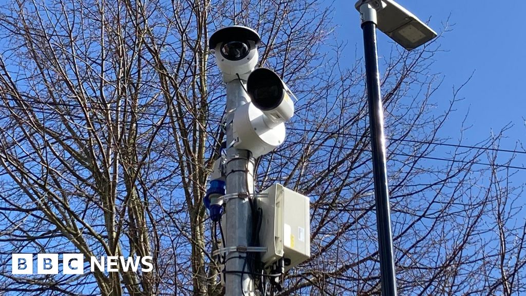 Traffic cameras to enforce school parking rules