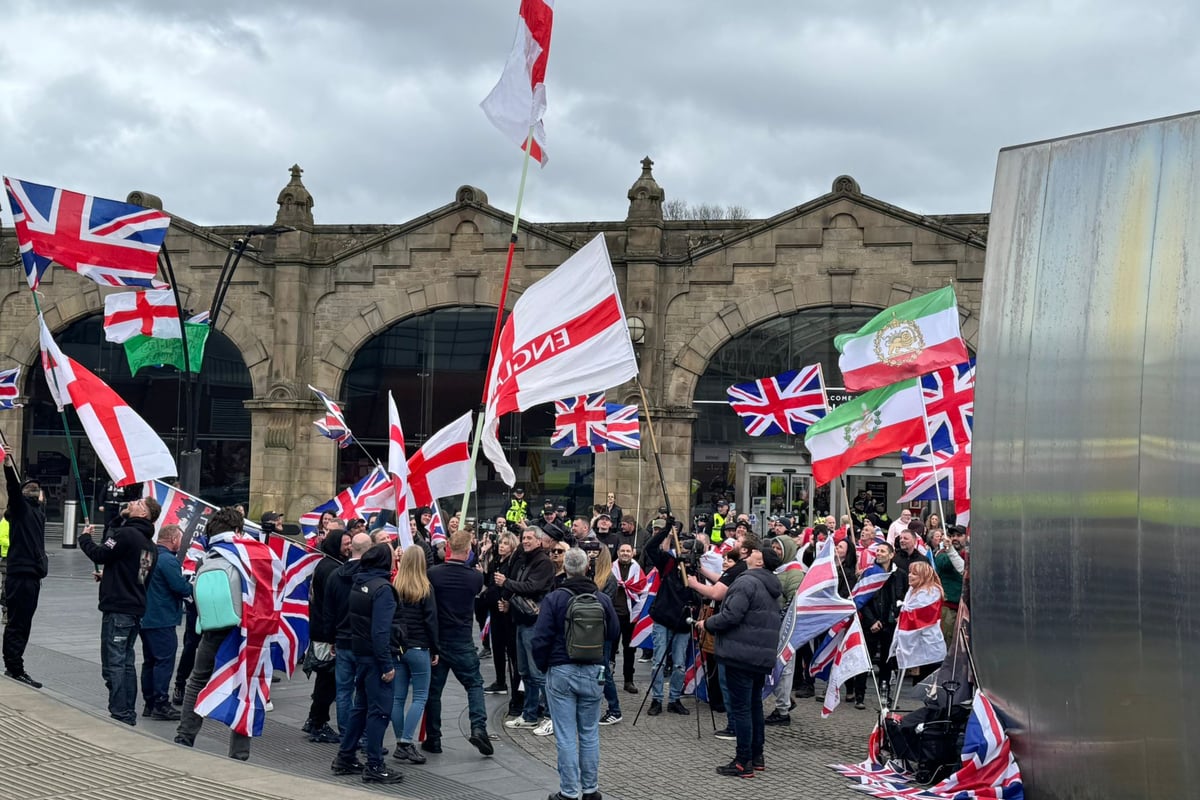England flags group planning Sheffield march set to be opposed by anti-fascists