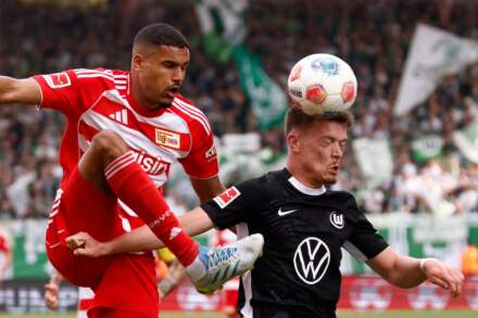 Leeds United transfers as January link 'set' to become free agent amid Borussia Dortmund interest