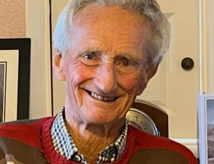 Former Yorkshire Evening Post journalist Ken Yeadon dies at 91