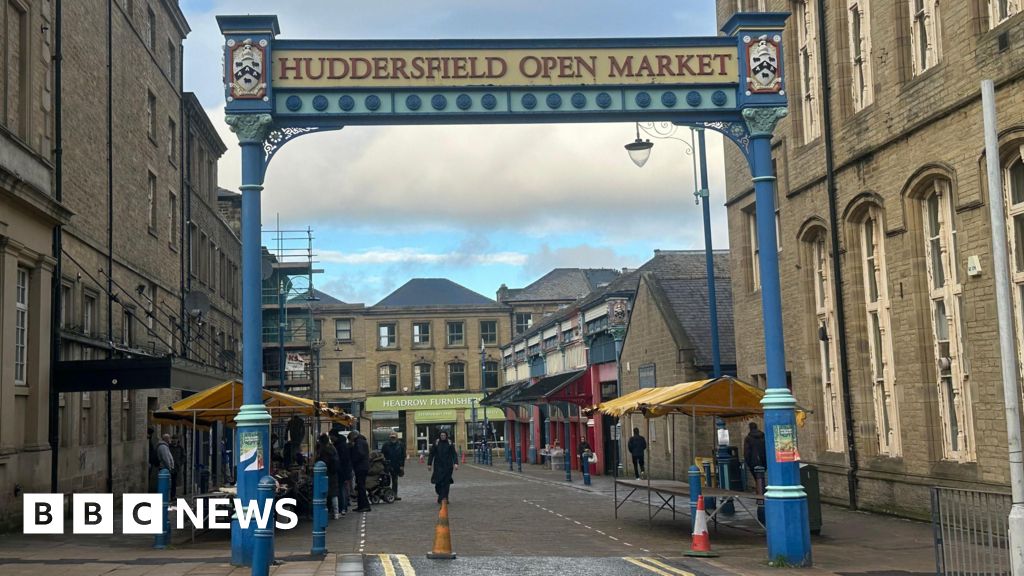 'Hall revamp poses substantial risk to market'