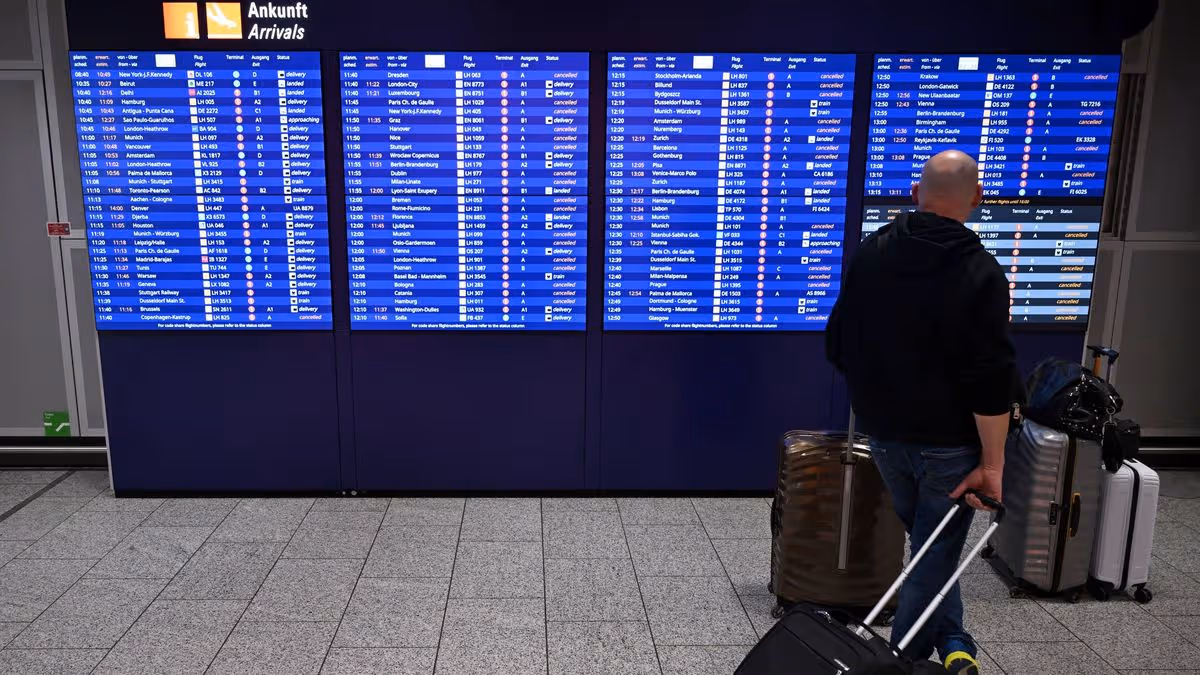 Portugal travel warning as up to 500 flights could be cancelled in June