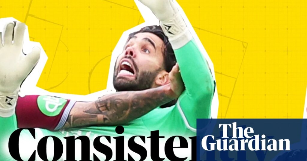 Arsenal edge closer to title and ‘spygate’ overshadows playoffs | Football Weekly video | Football