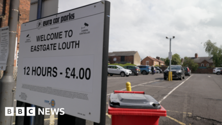 Driver vows to fight 'keying error' parking ticket