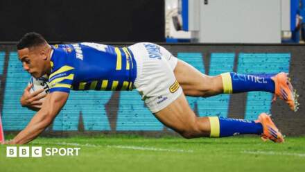 Super League: Huddersfield Giants 4-34 Warrington Wolves