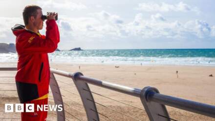 Lifeguards back on beaches for bank holiday weekend