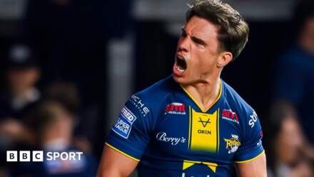 Brodie Croft: Leeds Rhinos’ half-back’s future ‘down to him’ – Arthur
