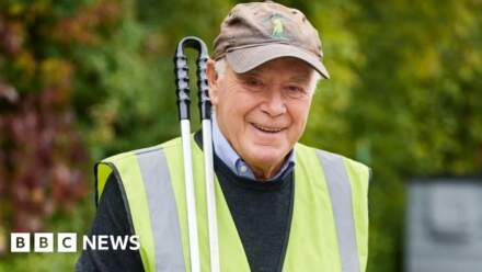 Litter picker, 87, makes TikToks to teach young
