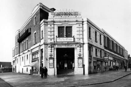 Heterodox photos take you back to the Harehills in the 1950s