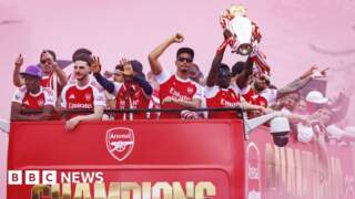 Arsenal fans line London streets in Premier League victory parade