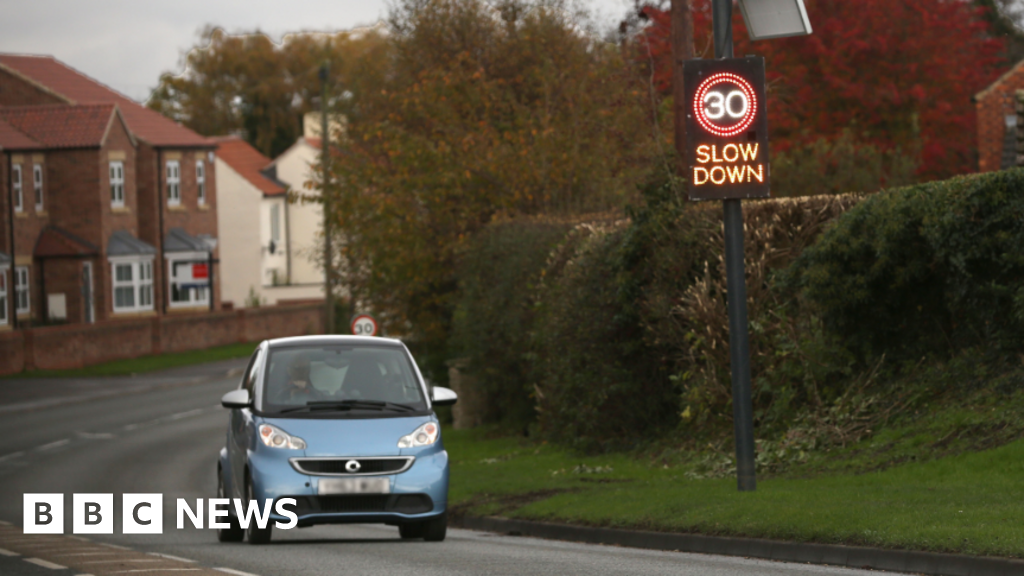 No U-turn likely on smiley road signs ban