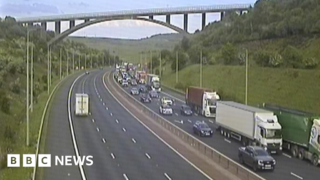 Major delays on M62 after three-vehicle crash