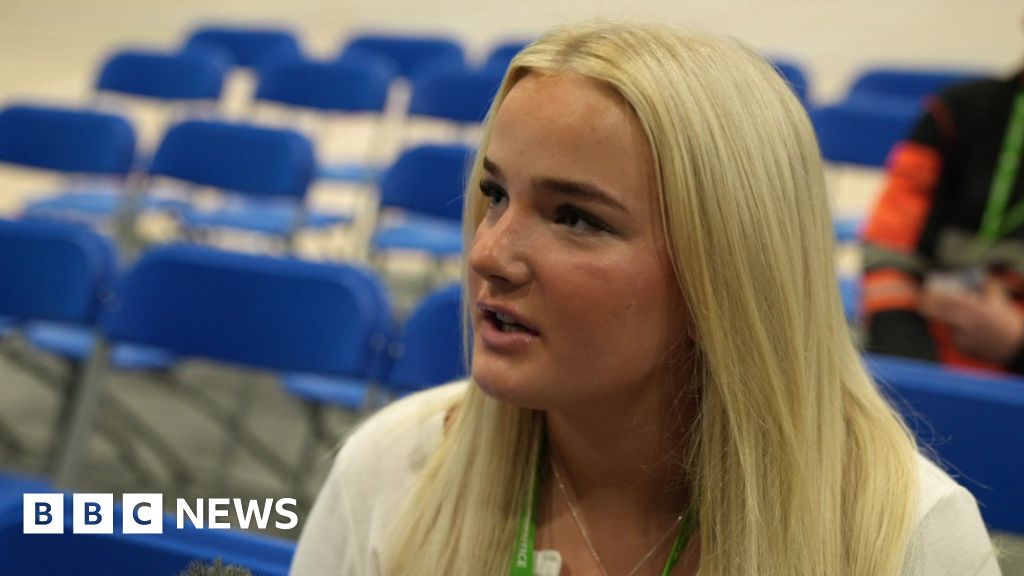 'Politicians need to put themselves in our shoes' say teenage voters