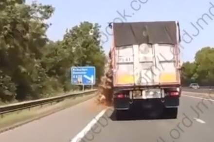 Watch disgusting moment lorry spills 'stinking, rotten' load that shut motorway for hours in South Yorkshire