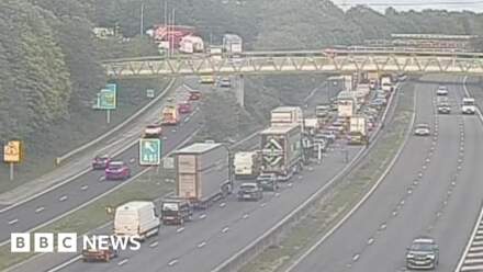 M1 closed southbound after two-car crash