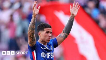 Enzo Fernandez: Chelsea would demand £120m for wantaway midfielder