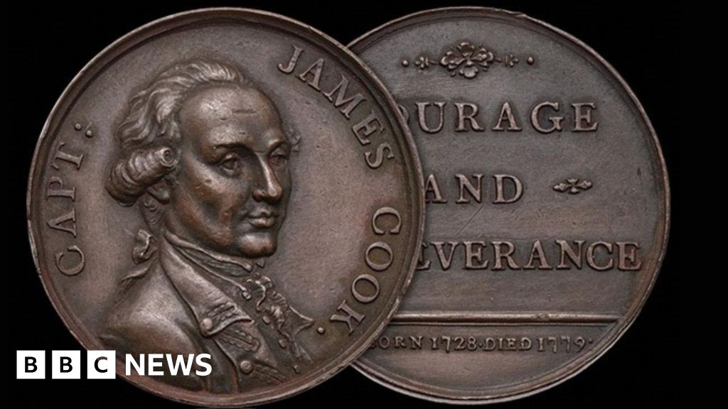 £25 car boot Captain Cook medal sells for £5,000