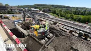 Rail travel disrupted between Huddersfield and Leeds