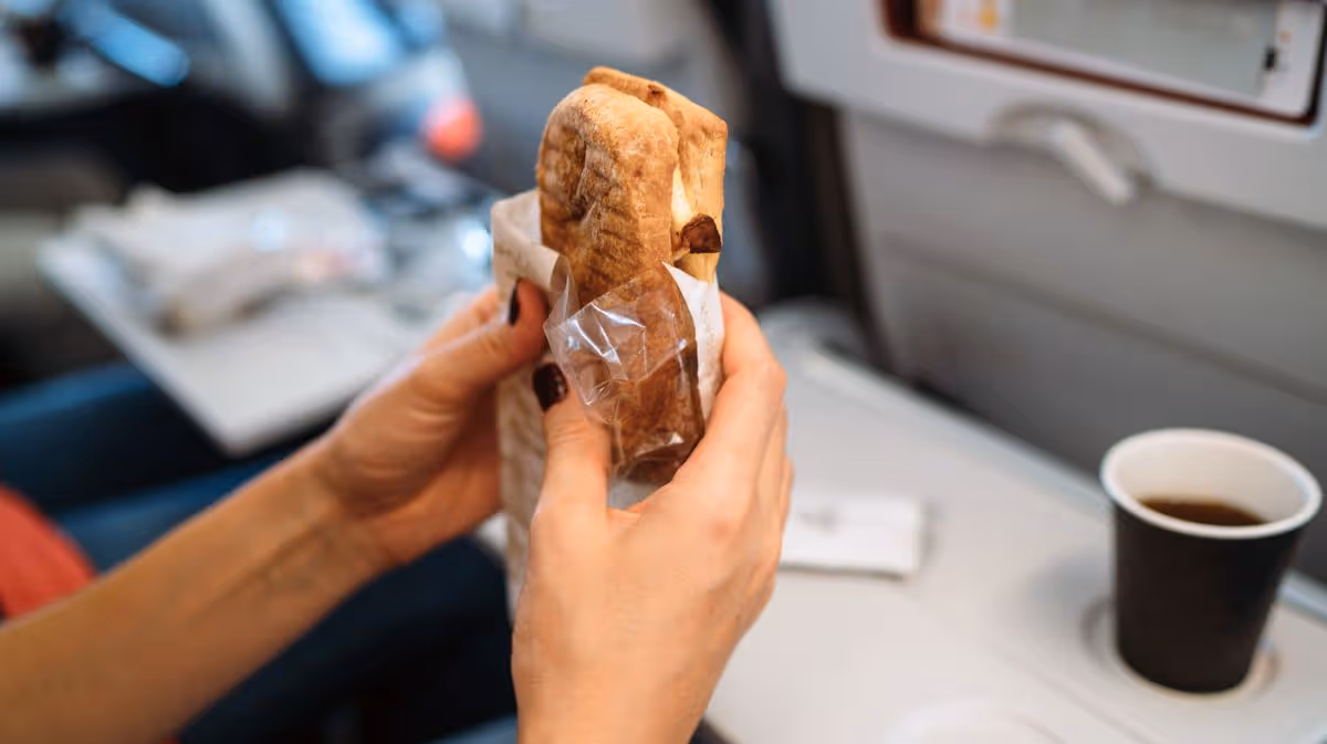 Airline with the worst food named and it’s ‘awful’ — not easyJet, Wizz Air or Jet2