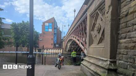 Body found in River Aire near Crown Point Bridge in Leeds city centre