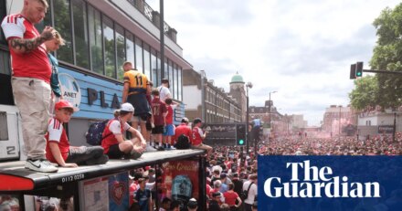 Sixteen people arrested and 75 rescued from height during Arsenal bus parade | Arsenal