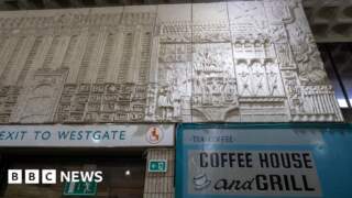 Murals to be removed before centre demolished