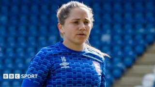 Kit Graham agrees permanent deal with Ipswich Women