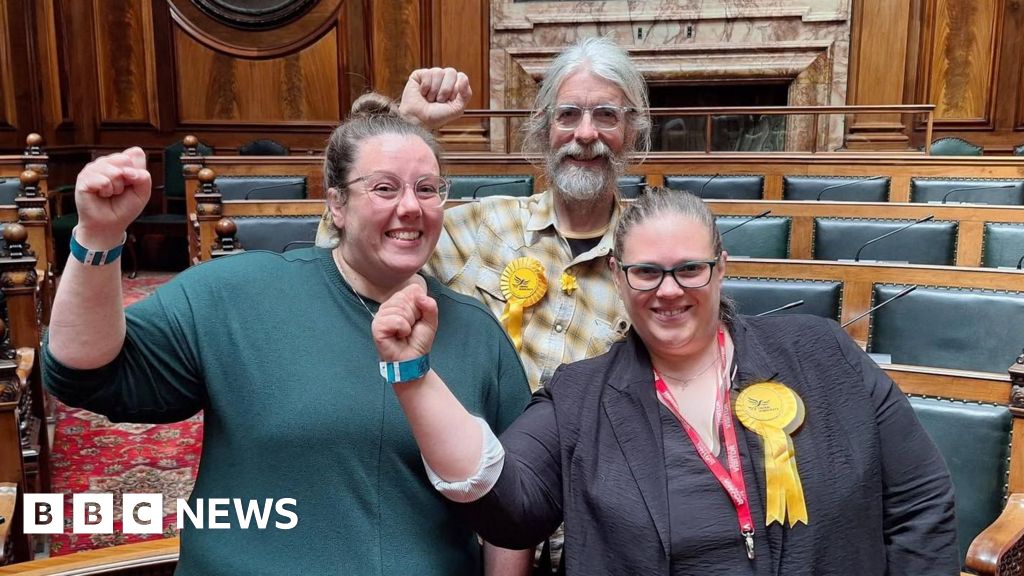 Lib Dems take all three seats in delayed ward vote