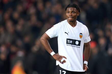 Keep, loan, sell – Eight Leeds United summer transfer decisions including Harry Gray & Largie Ramazani