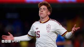 Victor Munoz: Newcastle United in talks to sign Spain and Osasuna winger