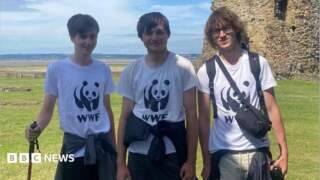 Wakefield teens stride out on Coast to Coast fundraiser