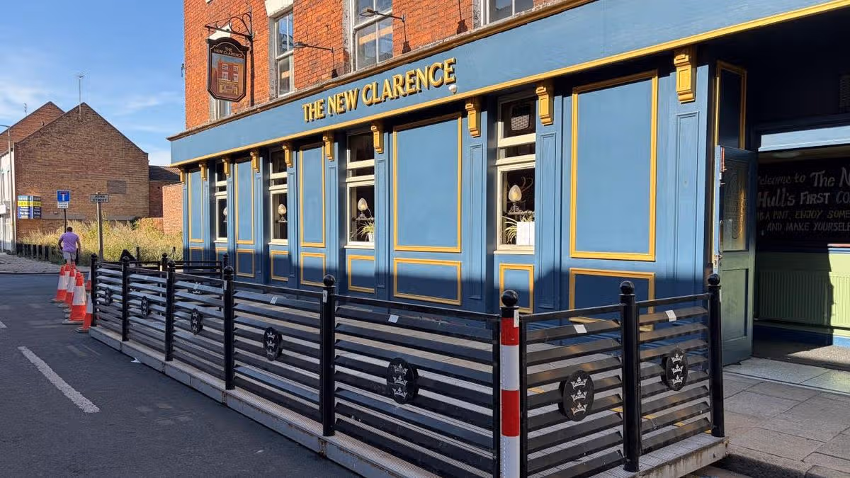 Council installs outdoor ‘parklets’ to boost Hull city centre hospitality sector
