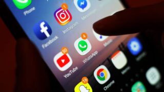 Man bombarded teenage girl with hundreds of messages