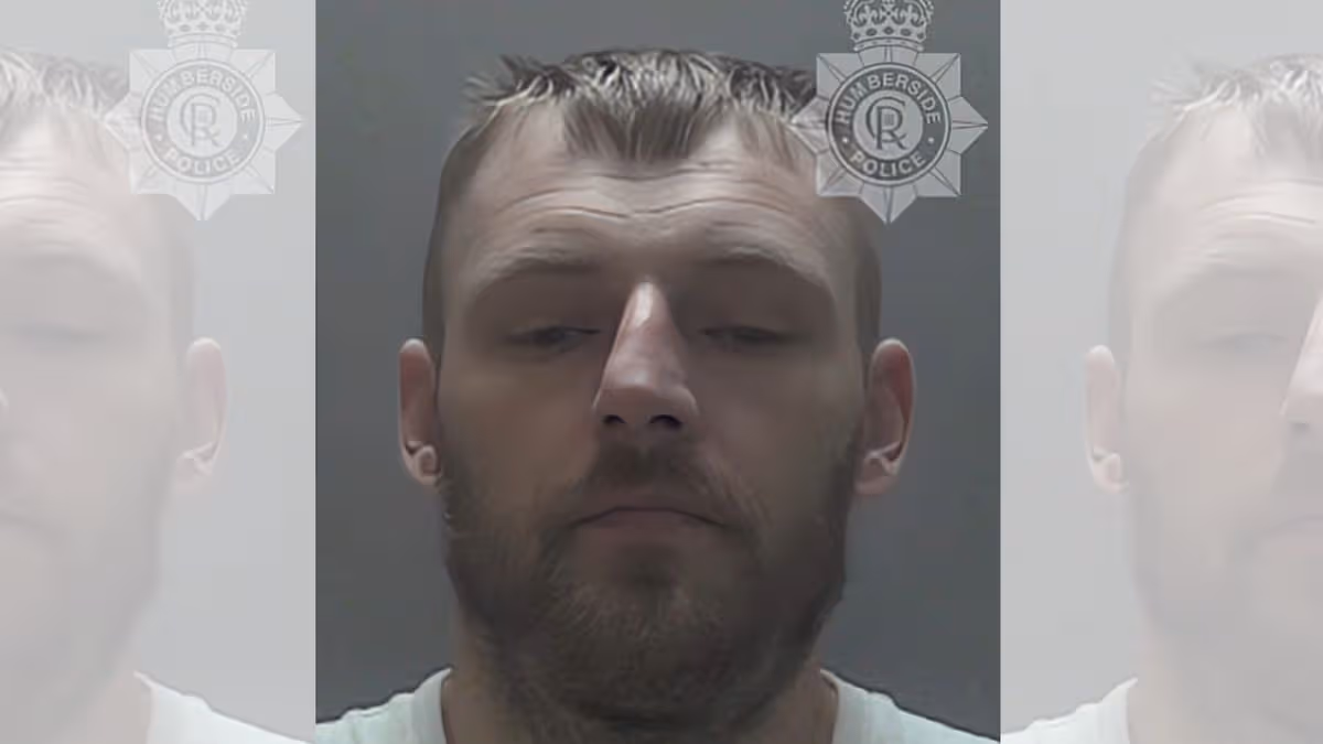 Man who was given ‘golden opportunity’ jailed after police search uncovered weapons and drugs