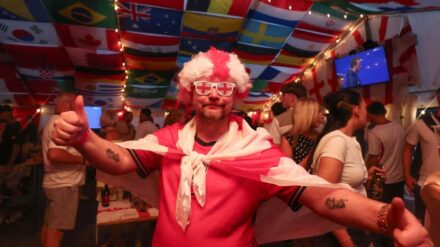 PM gives pubs extra time to stay open until 5am for England v Mexico match
