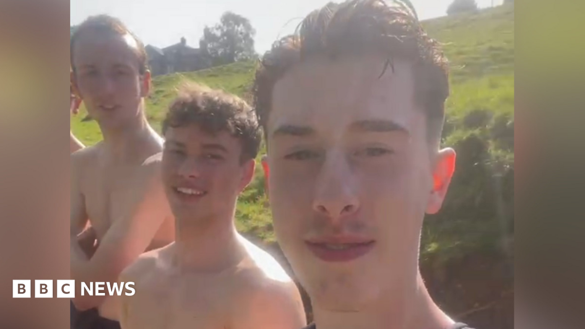 Three teens save dad and son from drowning in River Wharfe