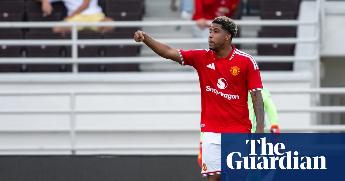 Manchester United start new signing Andrey Santos in pre-season loss to Wrexham | Manchester United