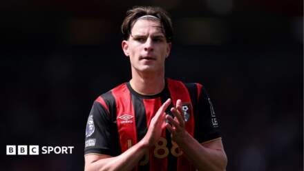 AFC Bournemouth: Alex Scott rejects new contract with Premier League club