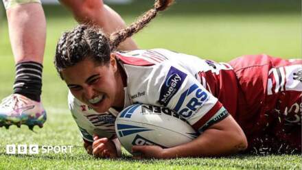 Women’s Super League: Big wins for Wigan and St Helens