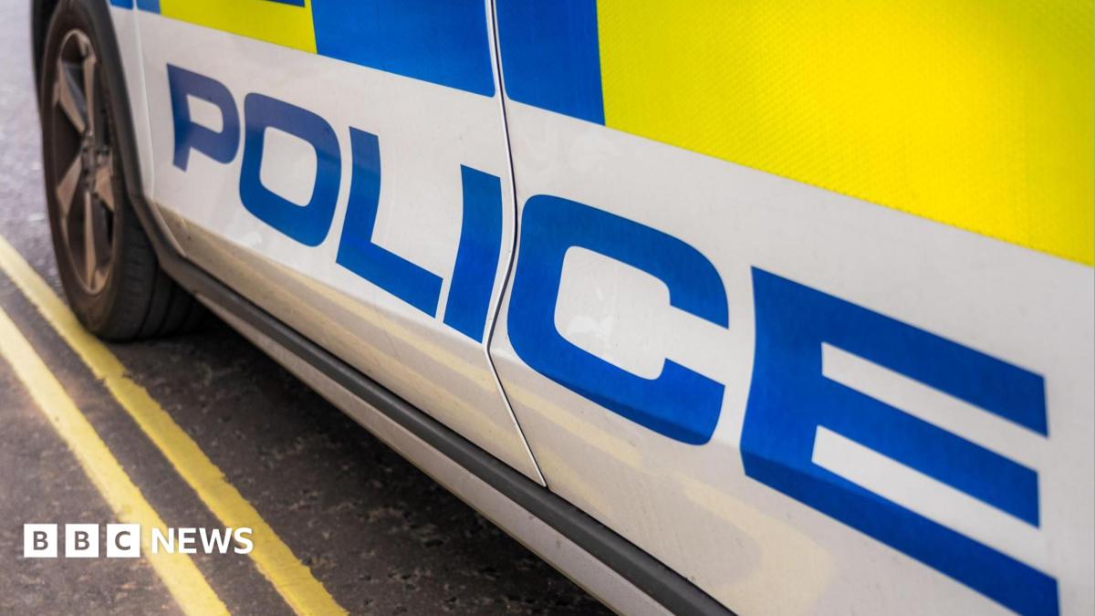 Man dies and eight injured in crash near Nostell