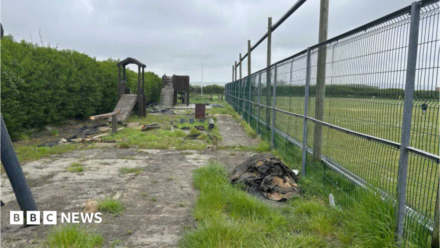 Cayton padel courts approved despite cemetery concerns