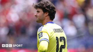Manchester United: Senne Lammens backed by Tom Heaton after World Cup error
